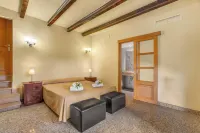 Luxus Landgut Finca Sansaloni - Haupthaus Hotels near Roqueta Agrotourism