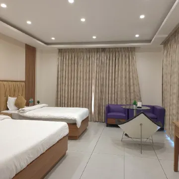 The Prince Zenq Xpress Resortt Rohtak