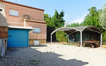 Agradable Casa con Piscina en Les Tres Cales Отели в г. Л'Амеллья-де-Мар