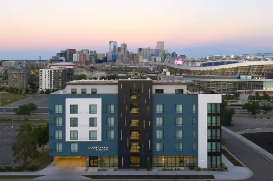 Courtyard by Marriott Denver Downtown West