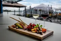 Holiday Inn KINGSTON-WATERFRONT by IHG - sarapan