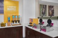 堪薩斯城傳奇歡朋酒店 - 早餐