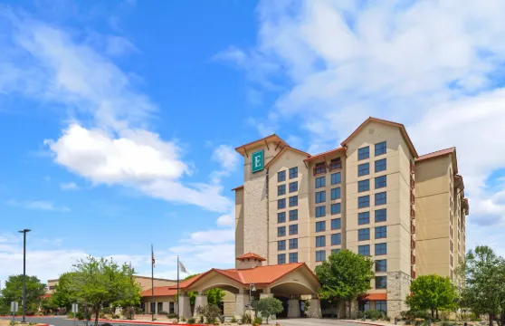 聖馬科斯酒店及會議中心希爾頓安泊酒店