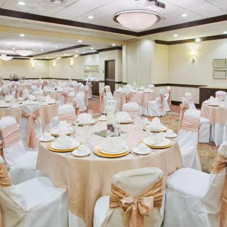 Crowne Plaza ANCHORAGE-MIDTOWN by IHG