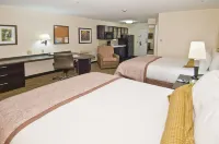 Candlewood Suites 圖珀洛北 - 停車場
