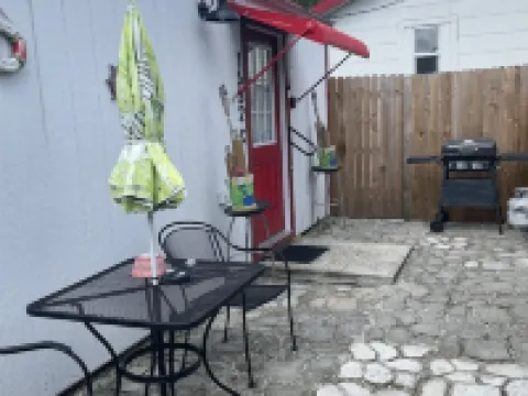 Tiny Paradise Hotels in Winter Haven