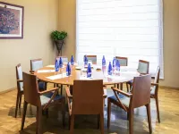 ميركيور كارلتون ريوجا فنادق في لوغرونو