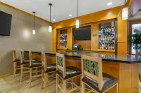 MainStay Suites Tioga - bar