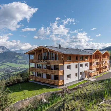 Skylodge Alpine Homes