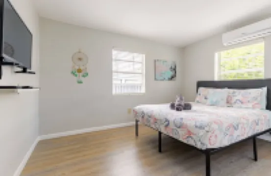 Luxury House with Delightful Beach Style! Hotel berhampiran Fort Lauderdale-Hollywood International Airport Rail Station