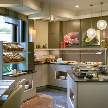 Leonardo Hotel Munich City North Отели рядом с достопримечательностью «Пазинг-Оберменцинг»