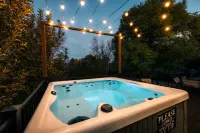 Hot tub/ Mountain View, Beautiful home near to ski resorts! 🏔️ 🛀