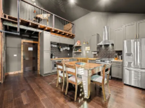 The Chandler Hotel Hotels in Madison