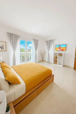 Modern Paradise Villa with Private Pool & Bose Sound โรงแรมใน