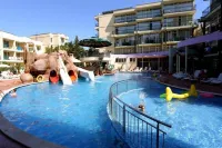 Sunny Day Club Hotel - Beach