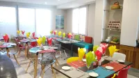 Urbano Hotel - 朝食