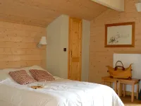 Family Chalet w/ Fireplace