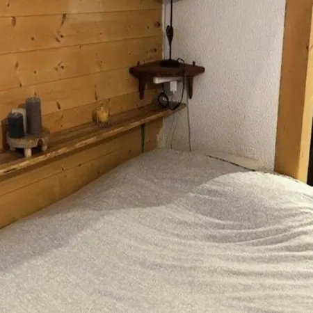 Studio in Alpe d'Huez Near Gondola