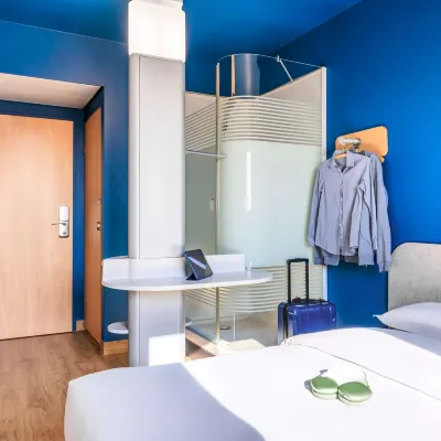 Ibis Budget Lausanne Bussigny Hotels near Ecublens