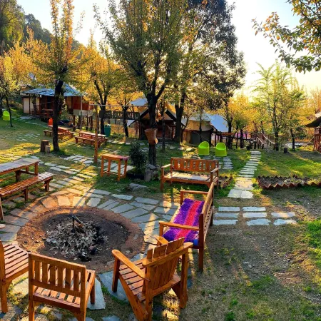 Camp Oak View
