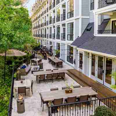 The Inn at Saratoga, Tapestry Collection by Hilton Hotel Exterior