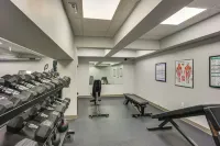 Walk to Lifts and Village! Killington Mountain Condo - Fitnessstudio