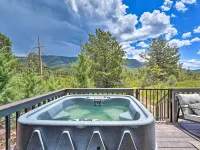 Hot Tub & Views: 'Mountain High Pines Retreat' Hotels in Pine