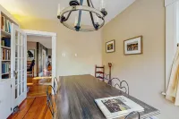 4BR House w/ Kitchen, Jetted Tub, Wifi + gas Grill - 3-Star