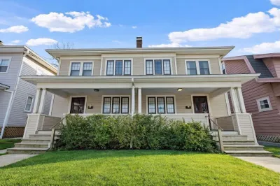 Tibet Twins 2 Retreat for 6 Hotel di 