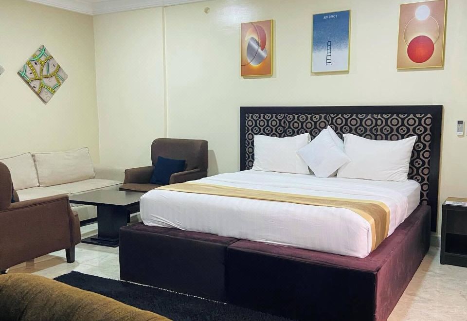 나이에 벨몬트 호텔(Belmont Hotel) 호텔 객실