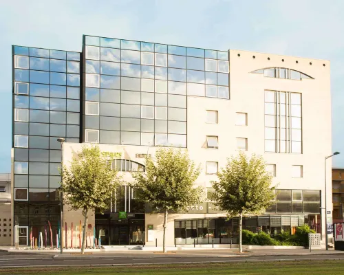 Ibis Styles Bordeaux Mériadeck Hotels near Keolis Bordeaux