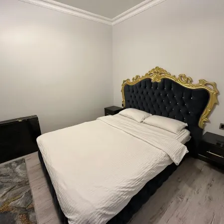 ŞATOM SUİT