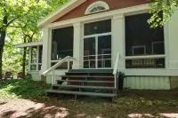 Island Cottage on Evans Lake Boat Rental Required
