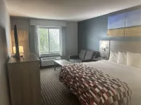 Red Roof Inn & Suites Tomah