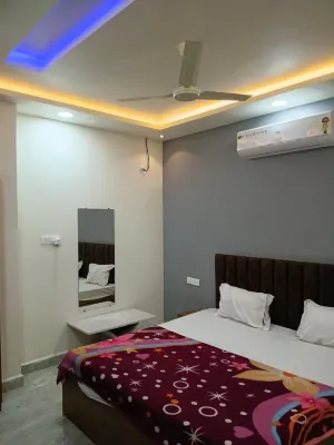 Keshav Hotel - 2-Star