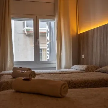 Can Setmanes by CozyCatalonia - Boutique Hostal Central Blanes