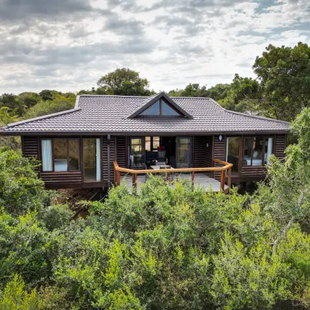 Kariega Game Reserve Main Lodge