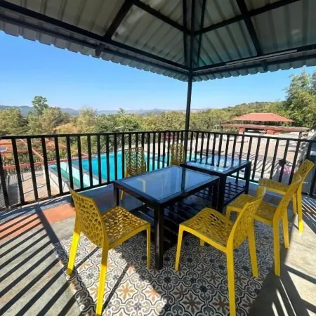 Vandhaara Luxury Stays