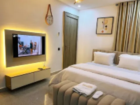 T AND T APARTMENT Отели в г. 