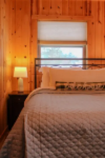 Premier Location on Crosslake - Hot Tub - Pontoon Rental - Waterslide - Games