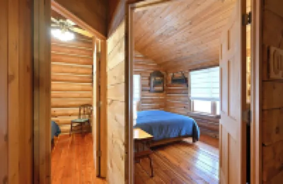 Trails Lodge on Lake Namakagon