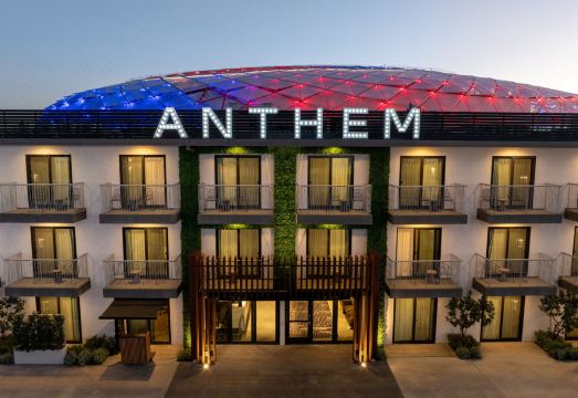 The Anthem 수영장