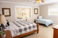 Farmhouse on Beautiful Bison Farm