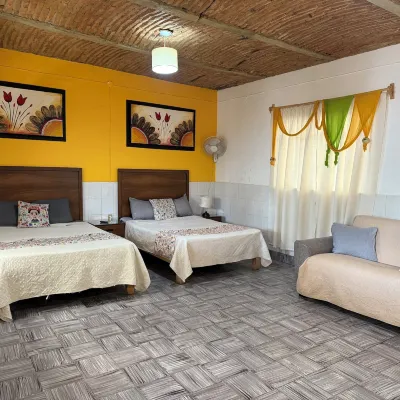 Casa de Los Soles B&B Hostel Hotels near Centro Cultural El Refugio
