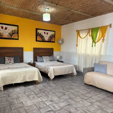 Casa de Los Soles B&B Hostel