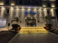 Ocean View Al Zahra Hotel in zona Centro Commerciale Soccer Scene