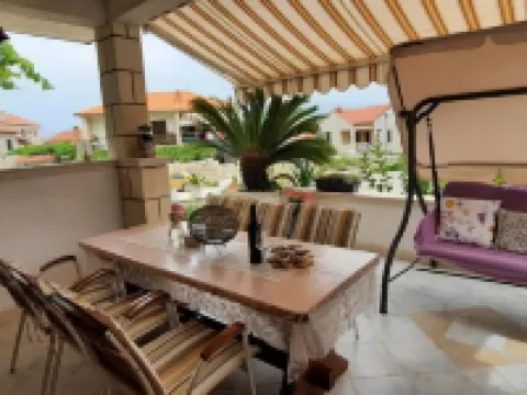 Apartments Zana Hotels in Postire