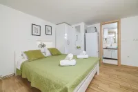 Apartment Jadro - 3-Star