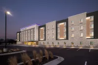 Everhome Suites Wichita Northeast by Choice Hotels Hotel di 
