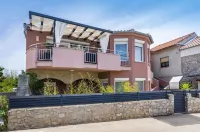House Luxury Villa with Pool